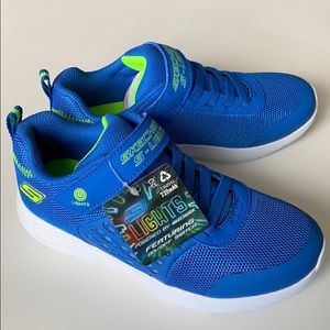 Sketchers Light Up Shoes